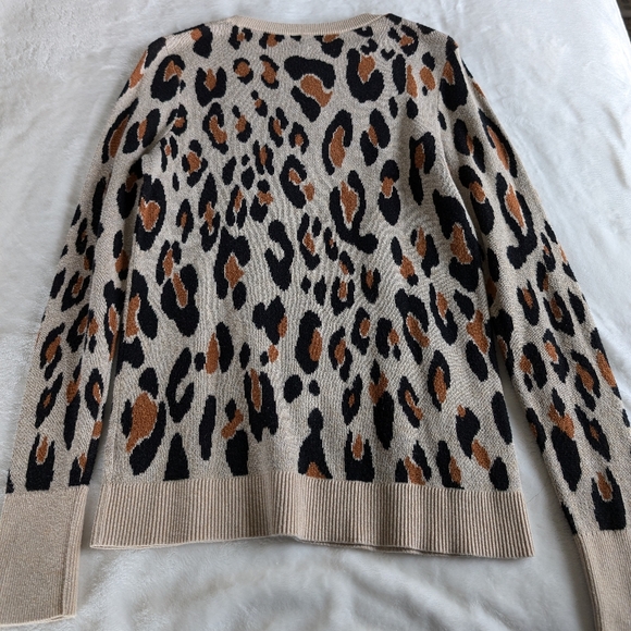 A New Day cheeta print long sleeve sweater shirt - Picture 3 of 4